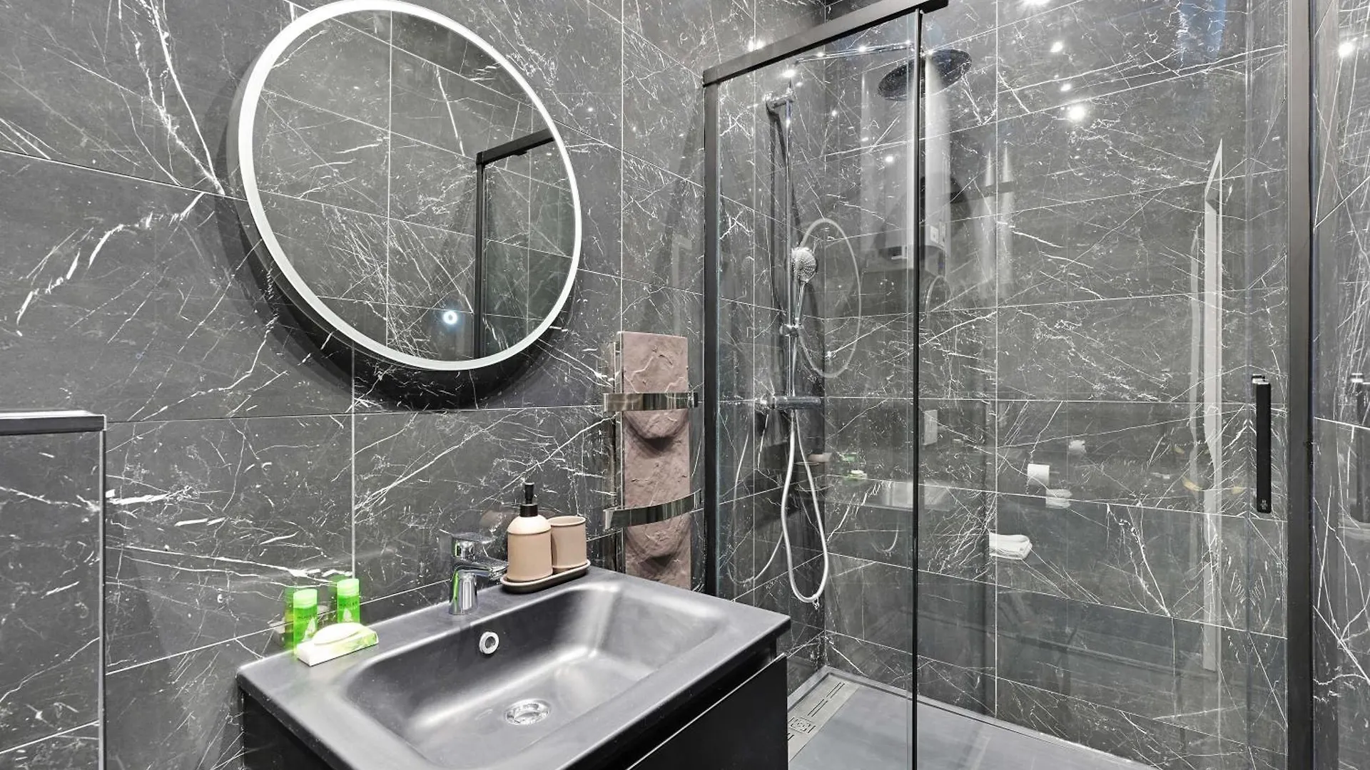 Cosy Apartment - 2Br-6P- Strasbourg-Saint-Denis Paříž 0*,  Francie