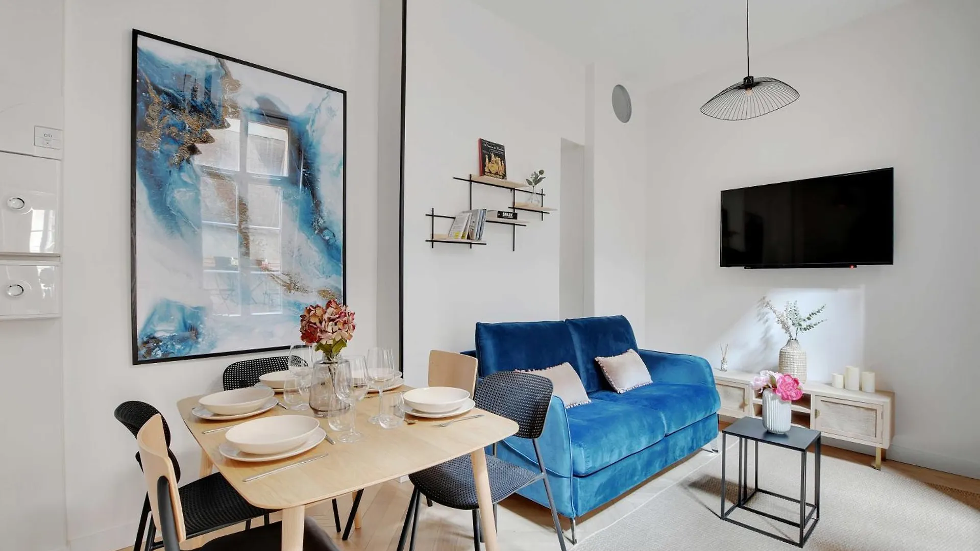 Cosy Apartment - 2Br-6P- Strasbourg-Saint-Denis Parijs 0*,  Frankrijk