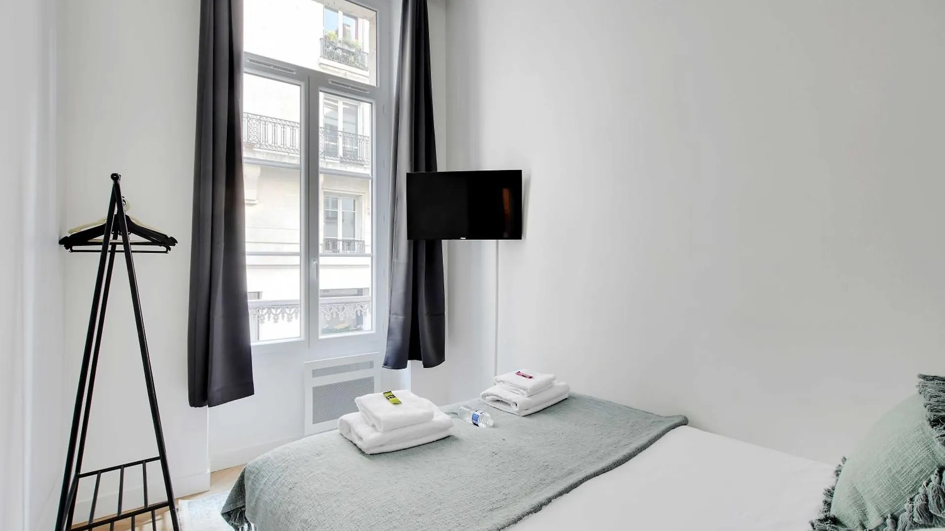 Cosy Apartment - 2Br-6P- Strasbourg-Saint-Denis Parijs Frankrijk