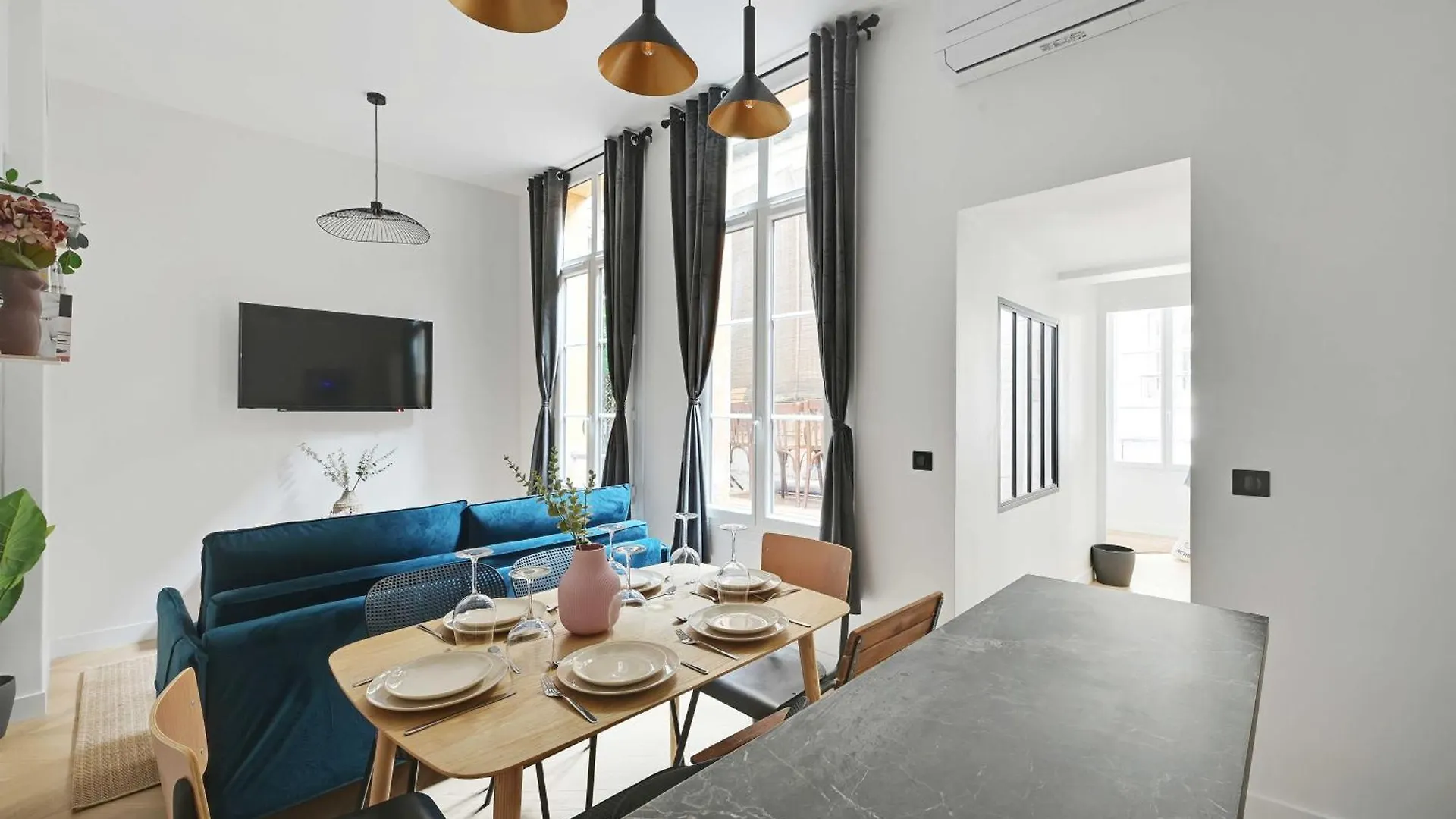 Cosy Apartment - 2Br-6P- Strasbourg-Saint-Denis Parijs