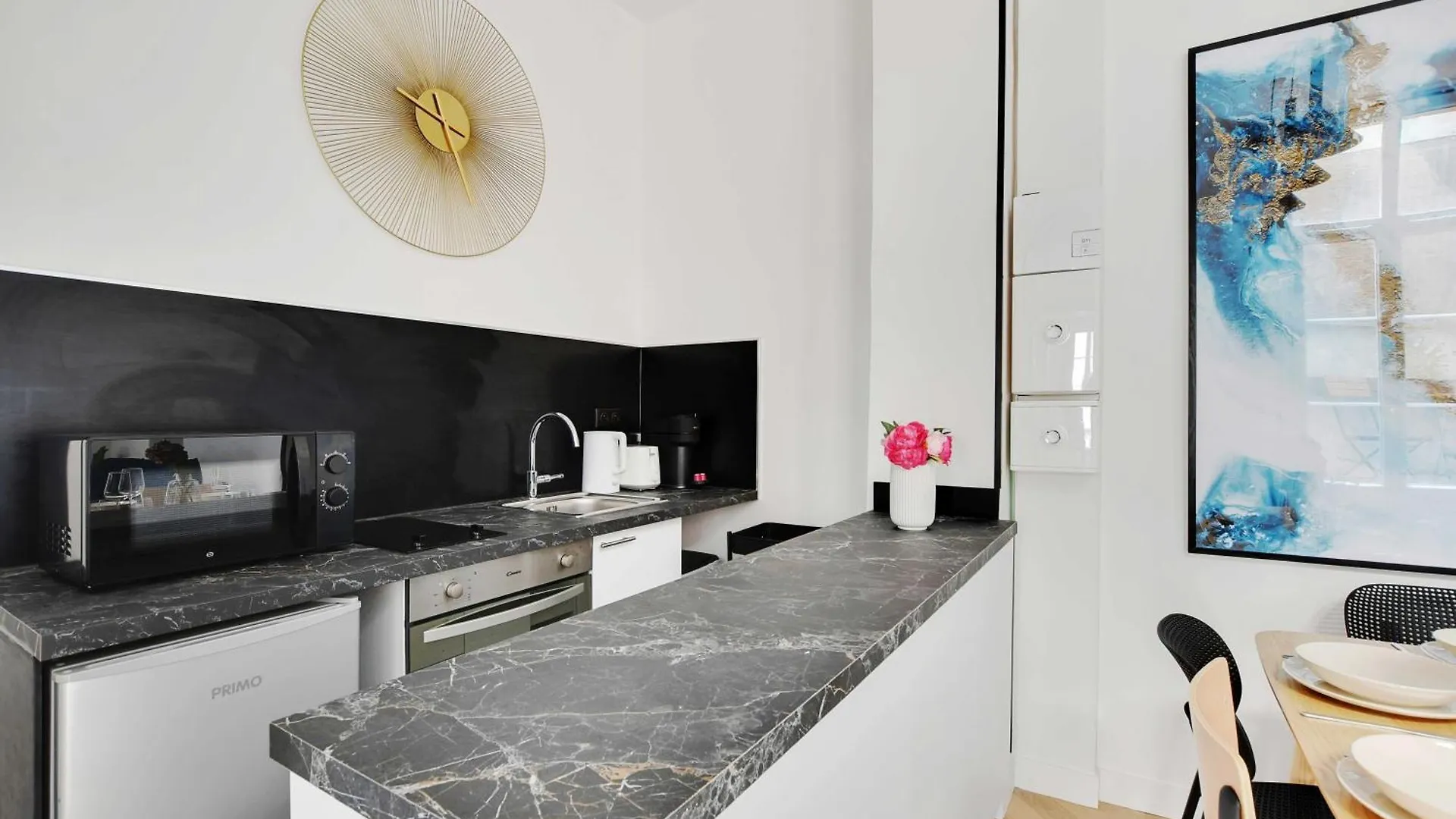 Cosy Apartment - 2Br-6P- Strasbourg-Saint-Denis Parijs